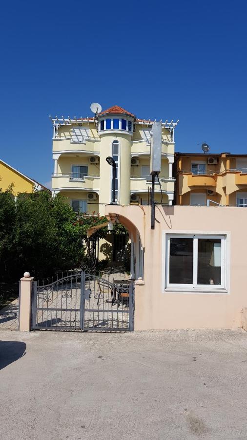 Apartments Belmare Ulcinj Exterior photo